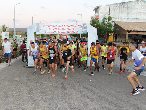 Governo de Várzea Alegre realiza corrida e atrai mais de 200 participantes